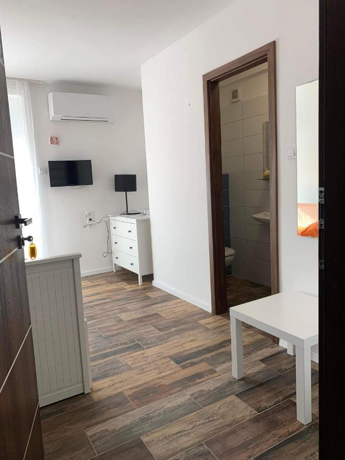 City Panzio Balatonlelle Ngoại thất bức ảnh