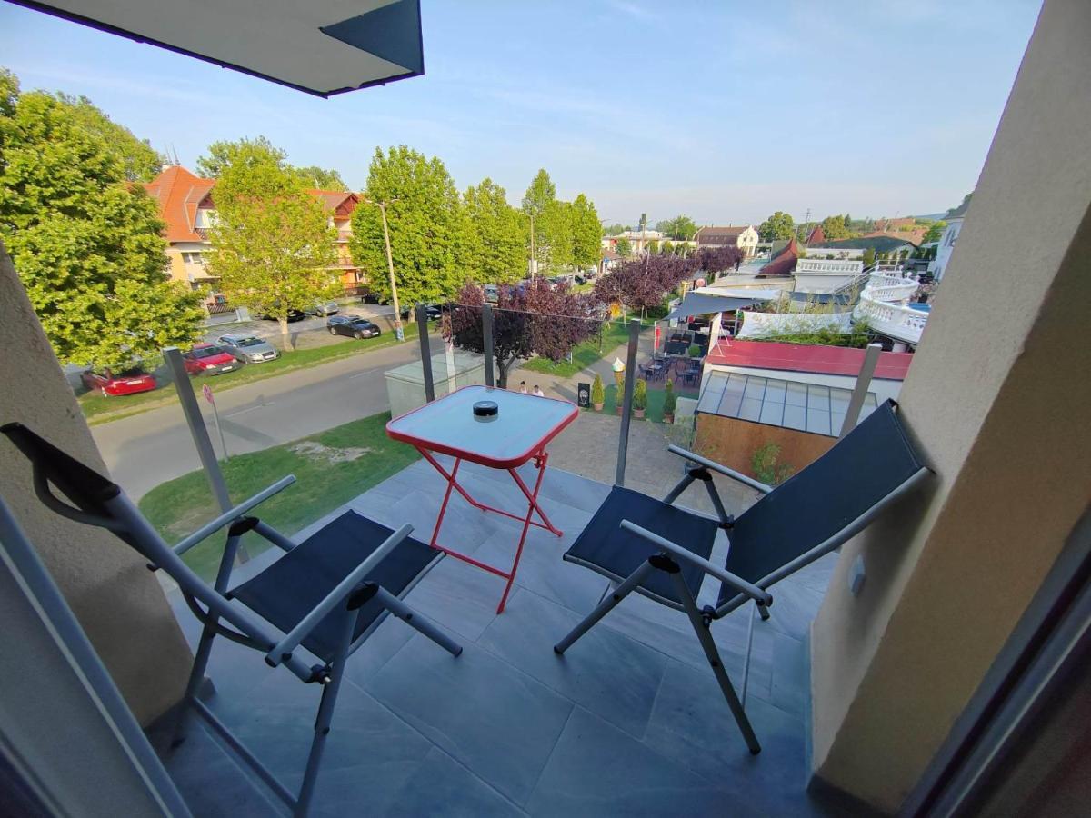 City Panzio Balatonlelle Ngoại thất bức ảnh