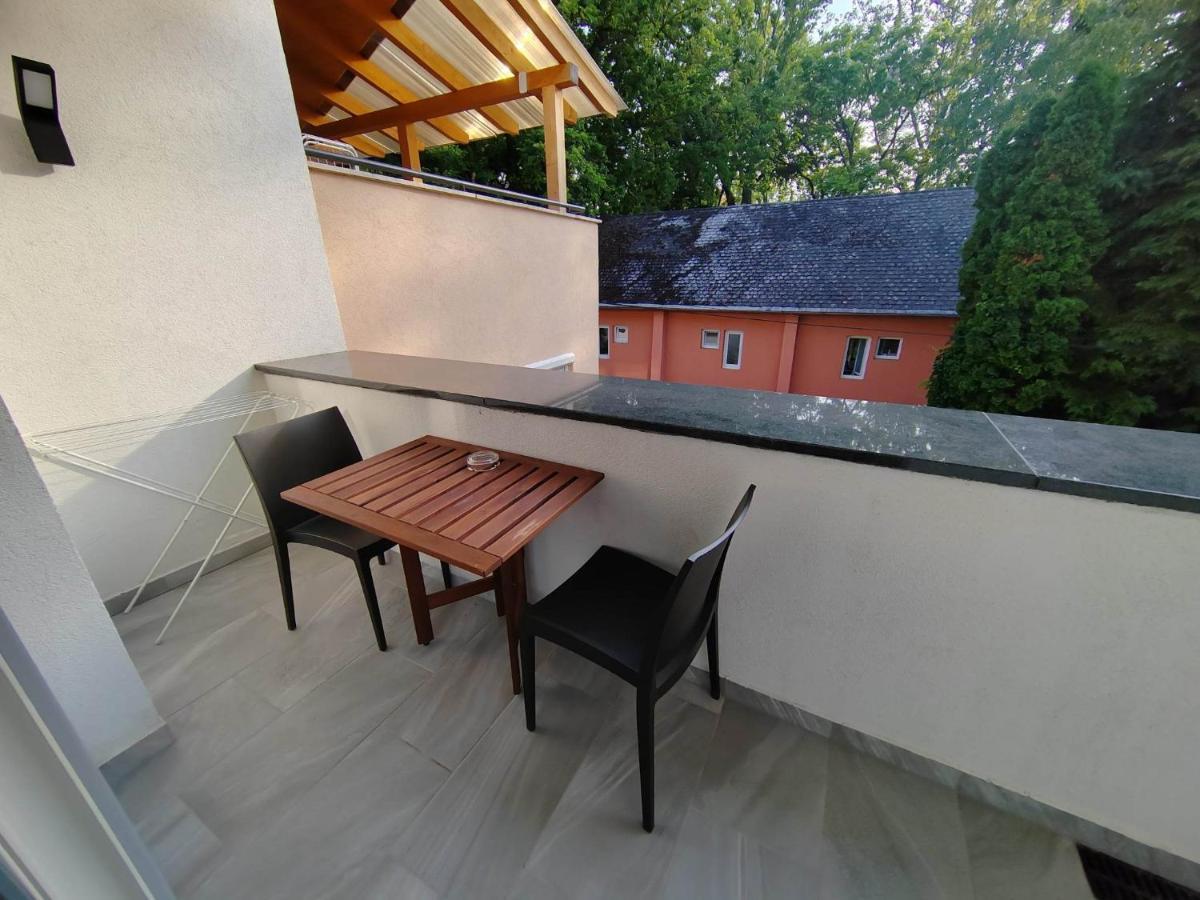 City Panzio Balatonlelle Ngoại thất bức ảnh