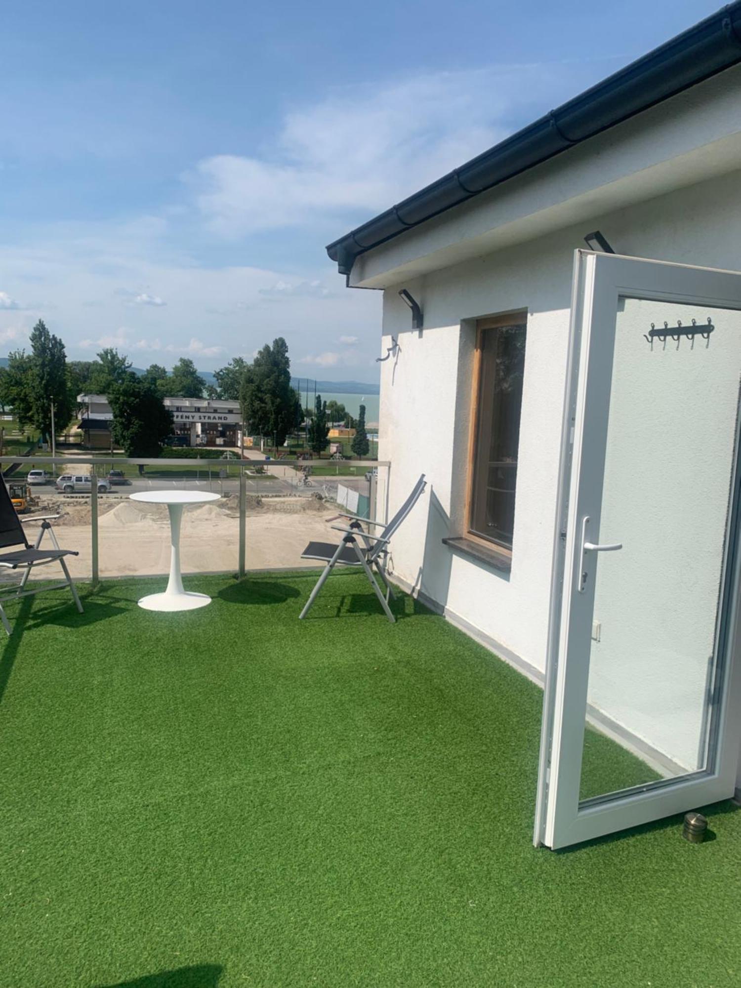 City Panzio Balatonlelle Ngoại thất bức ảnh