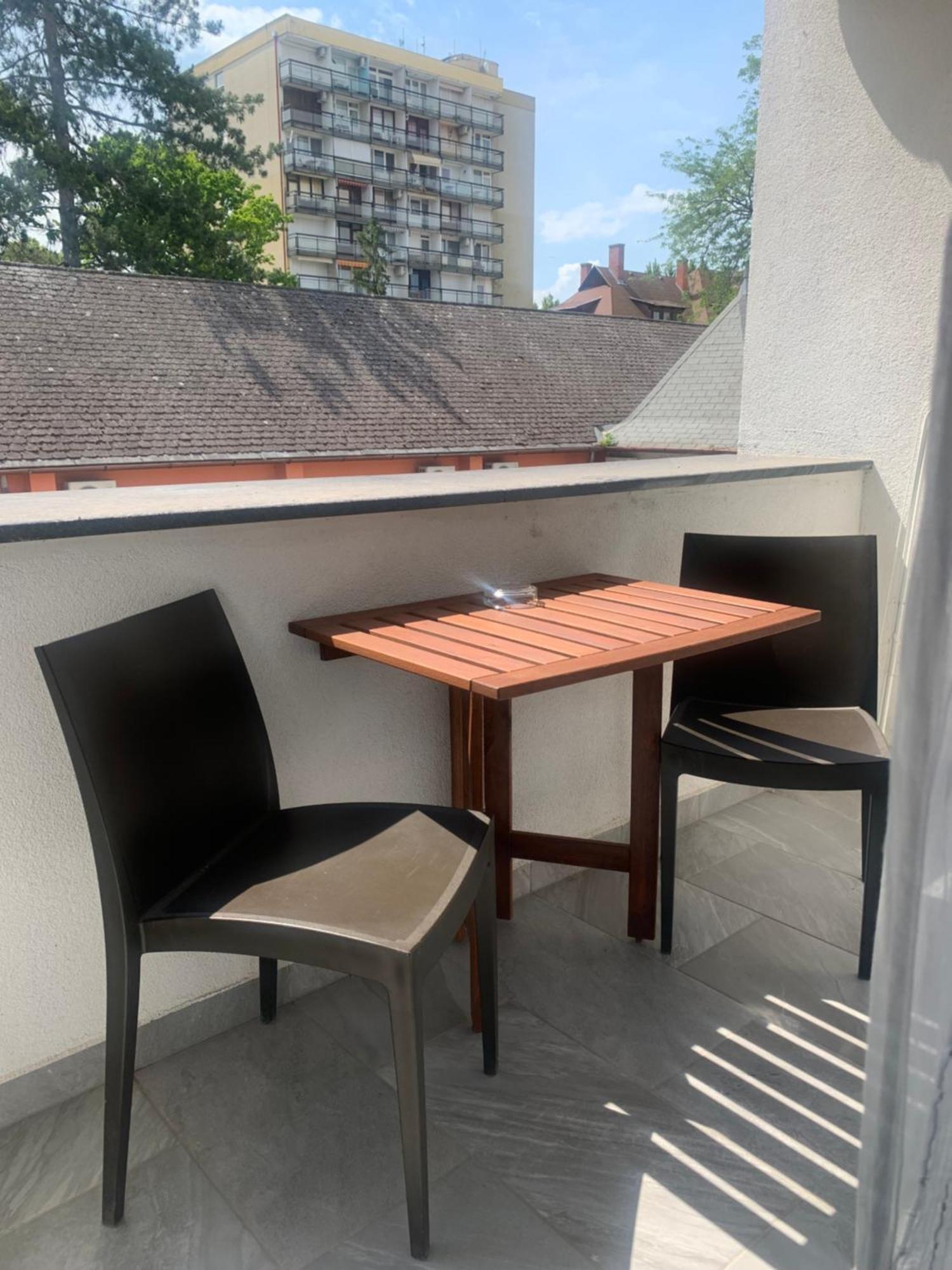 City Panzio Balatonlelle Ngoại thất bức ảnh